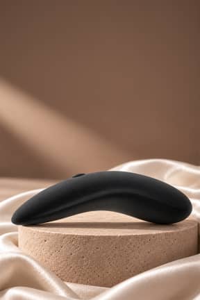 Private Collection Venus - Venus – den flexibla klitorisvibratorn som följer dina kurvor och omfamnar klitoris. Med 9 vibrationslägen och tysta, djupa vibrationer är den perfekt för både solo- och parlek.