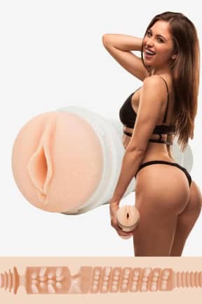 Kampanjer Fleshlight Riley Reid Utopia - Var nära Riley Reid varje kväll med denna Fleshlight lösvagina och känn det exklusiva Utopia-mönstrets pulserande omfamning. Justerbart tryck låter dig styra njutningen precis som du vill.