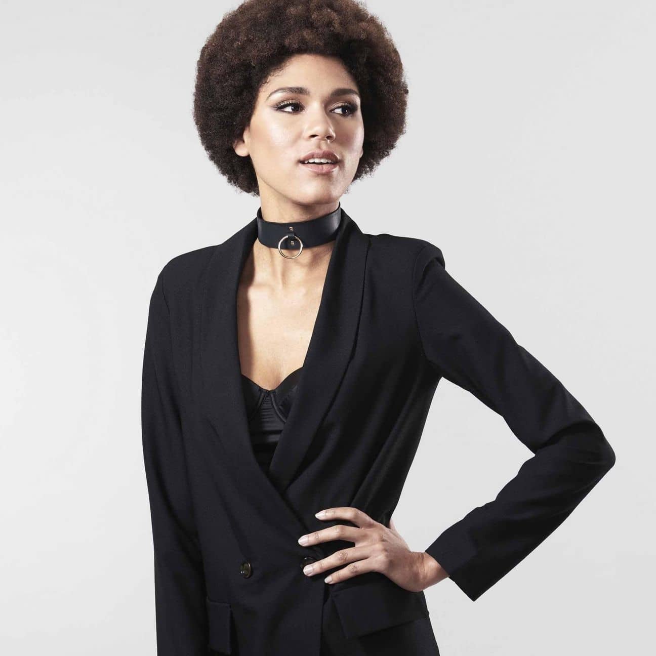 Maze Wide Choker Black sidovy