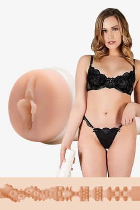Kampanjer Fleshlight Mia Malkova Lvl Up - Bjud hem Mia Malkova och låt dig omslutas av hennes snäva, pulserande Fleshlight lösvagina. SuperSkin-materialet och den detaljrik texturen ger en galet intensiv, verklighetstrogen upplevelse.