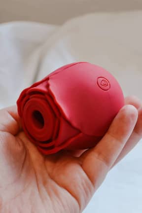 Alla Lona Rose Sucking Stimulator