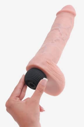 UTG produkter King Cock Squirting Cock With Balls 11Inch