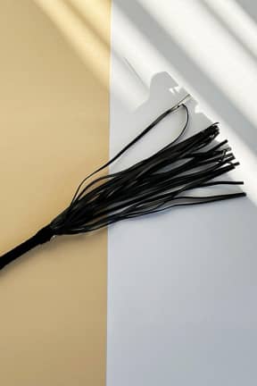 Bondage / BDSM Leather Flogger Black