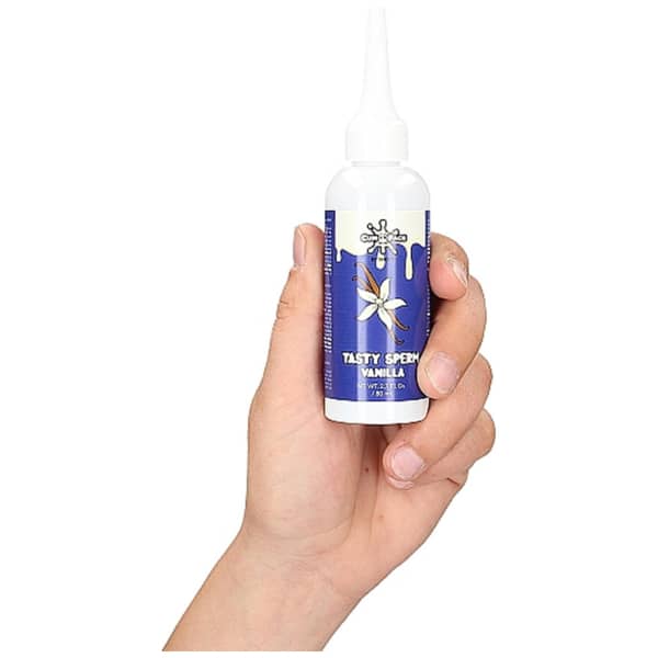 Chiroyli rus qizlari tepasiz fon rasmi