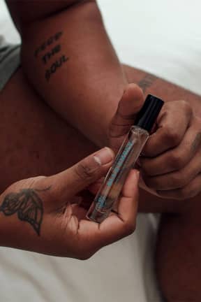 Apotek Eye of Love - Blue Ember Pheromone Parfum to Attract Her - 10ml