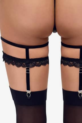 Sexiga Underkläder Cottelli Accessoires - Velvet And Lace Suspender Garters - Black - Spets och sammet som ramar in låren med vågad elegans